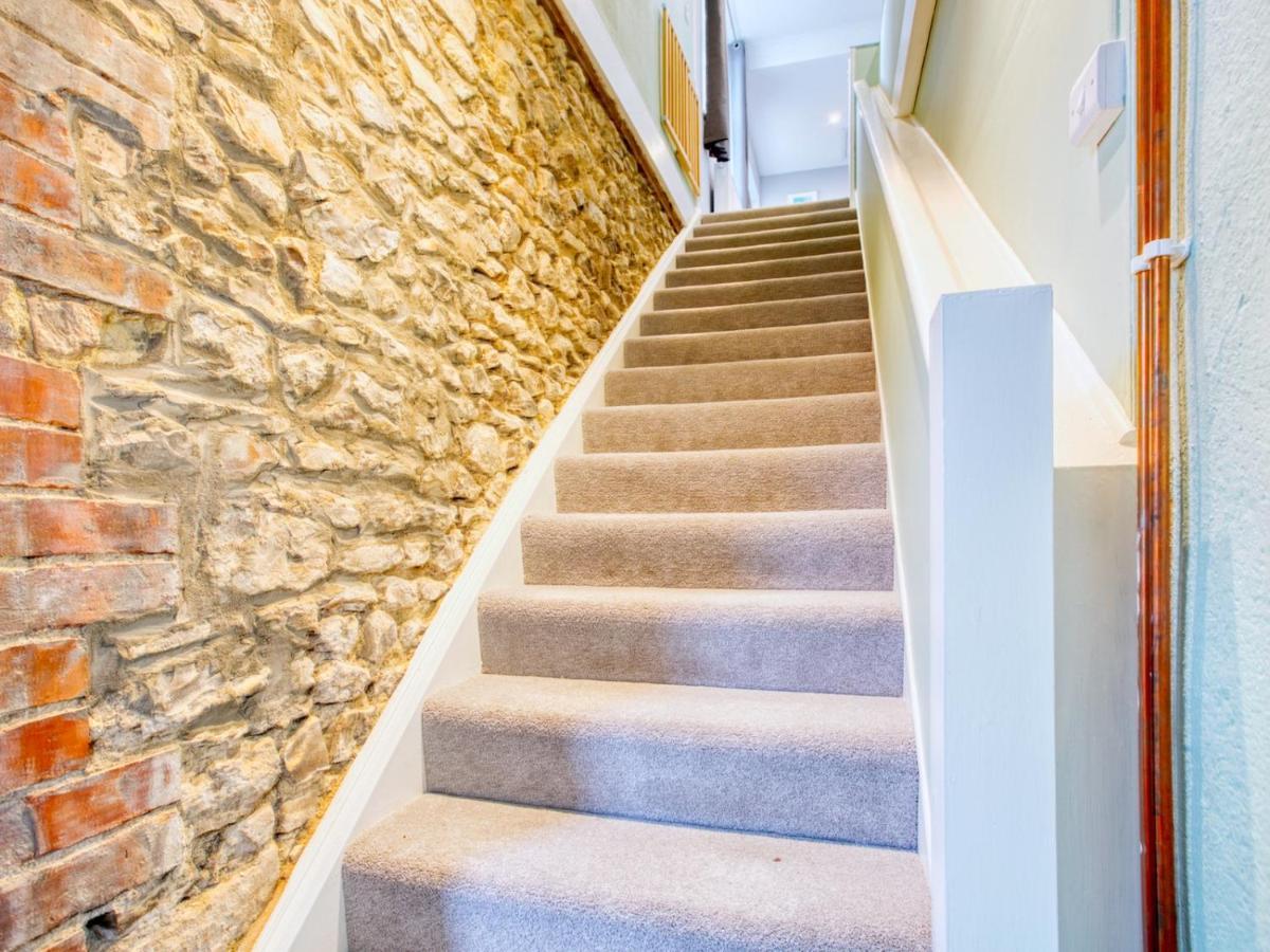 Pass The Keys Lovely 2-Bed Apartment Colyton Near Jurassic Coast Exteriör bild